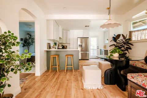 $999,000 | 643 North Vendome Street, Los Angeles, CA 90026