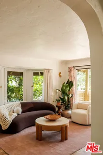 $999,000 | 643 North Vendome Street, Los Angeles, CA 90026