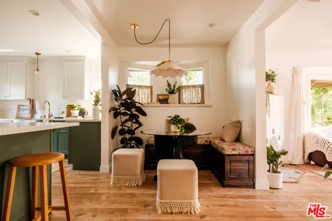 $999,000 | 643 North Vendome Street, Los Angeles, CA 90026