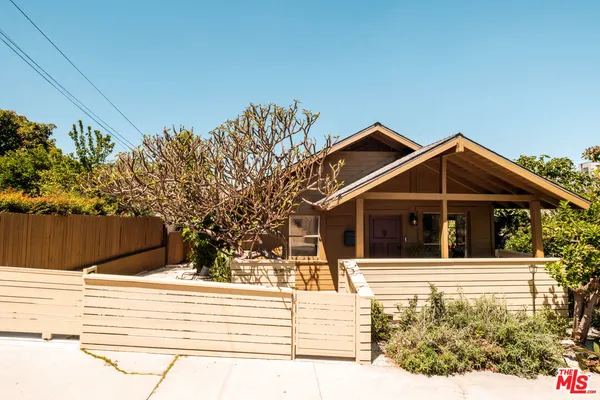 $999,000 | 643 North Vendome Street, Los Angeles, CA 90026