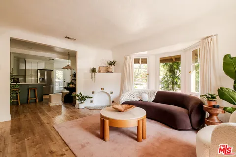 $999,000 | 643 North Vendome Street, Los Angeles, CA 90026