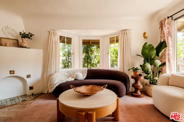 $999,000 | 643 North Vendome Street, Los Angeles, CA 90026