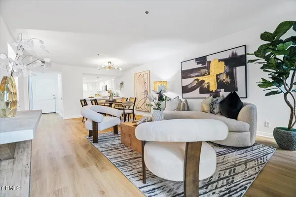 $779,000 | 961 East California Boulevard, Unit 109, Pasadena, CA 91106