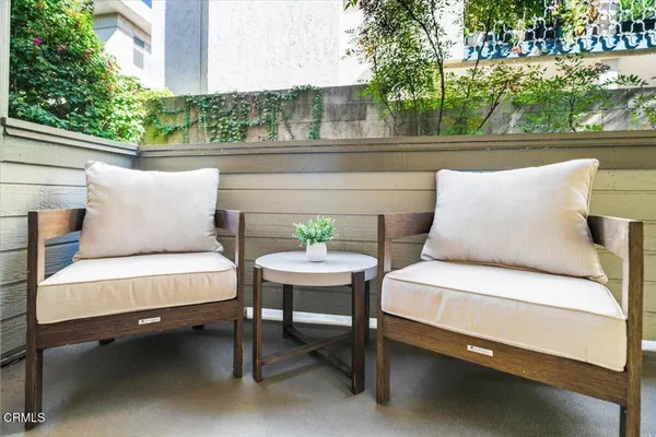 $779,000 | 961 East California Boulevard, Unit 109, Pasadena, CA 91106
