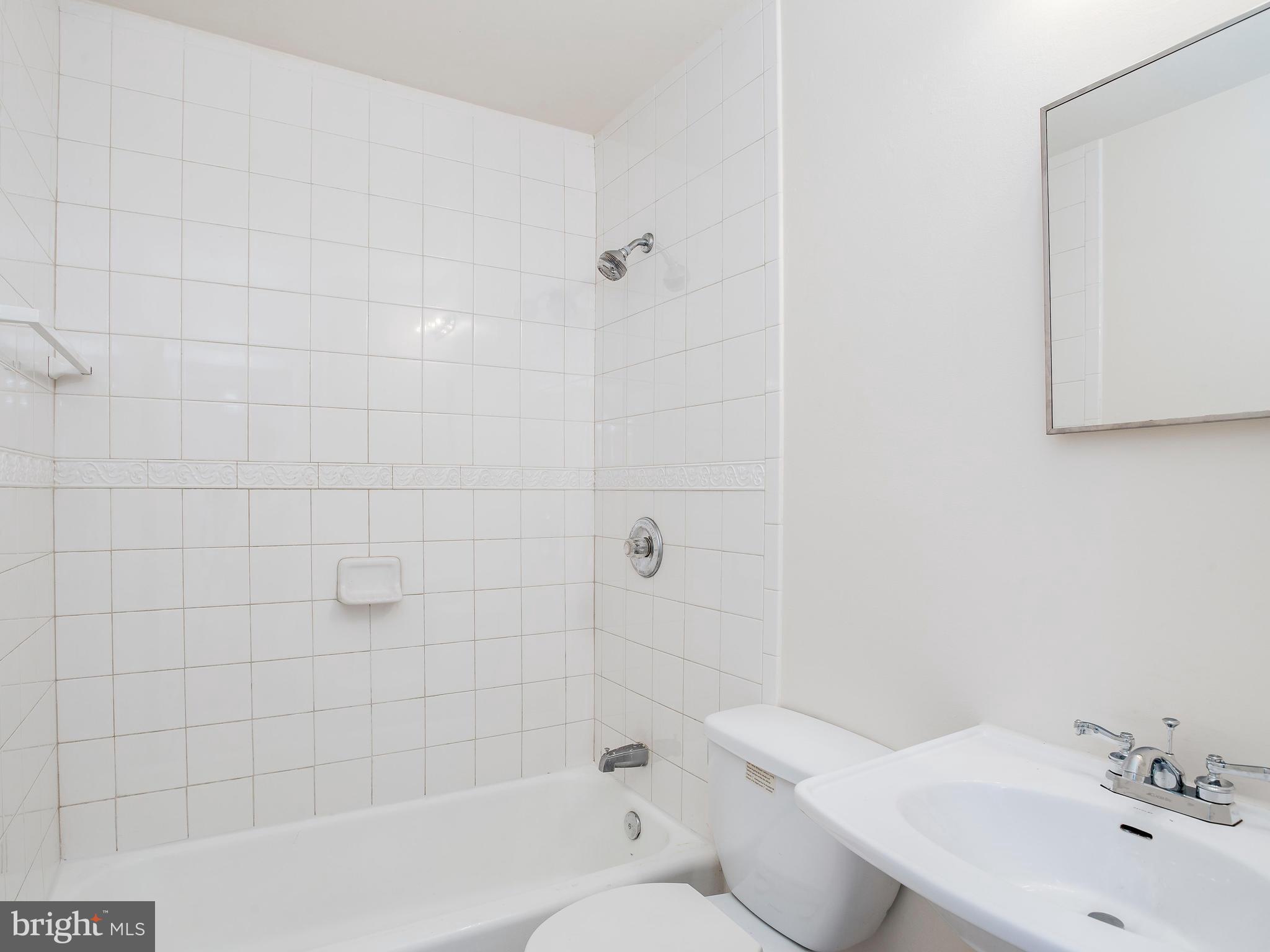 3410 Kimble Road Baltimore, MD 21244 - Photo 19 of 28 Bath