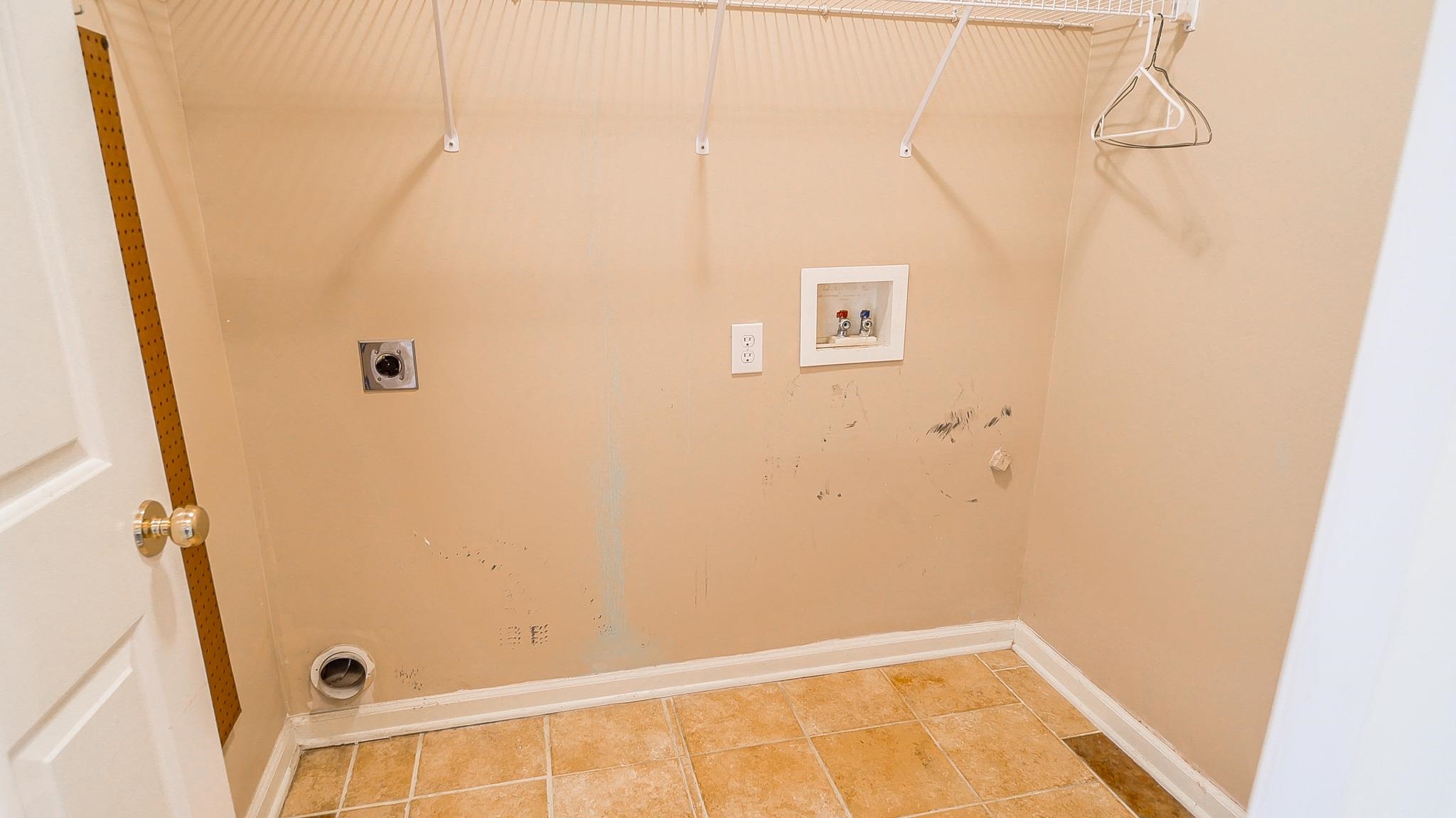 324 Claybrooke Drive Greer, SC 29650 - Photo 13 of 28 Laundry Room.