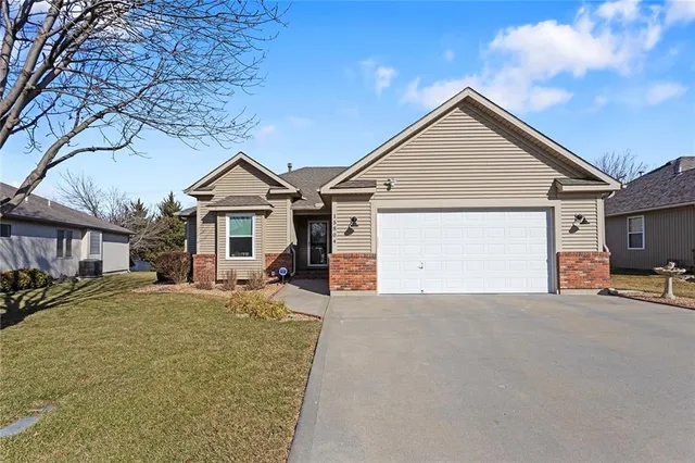 $425,000 | 15804 East 27th Street South, Independence, MO 64055