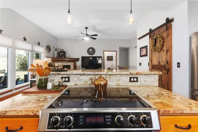 $425,000 | 15804 East 27th Street South, Independence, MO 64055