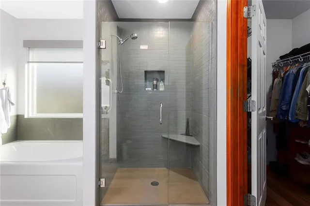 $425,000 | 15804 East 27th Street South, Independence, MO 64055