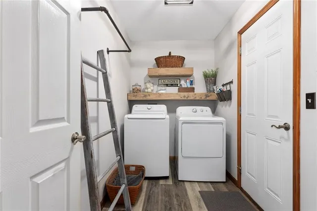 $425,000 | 15804 East 27th Street South, Independence, MO 64055