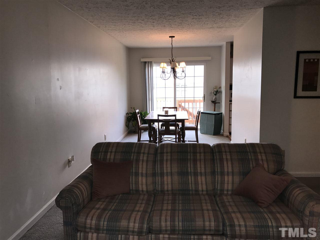 8205 Wynewood Drive Raleigh, NC 27616 - Photo 2 of 24 a living room with furniture