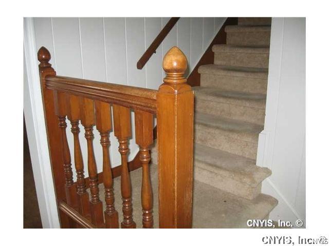 202 Halton Road De Witt, NY 13224 - Photo 15 of 21 Foyer