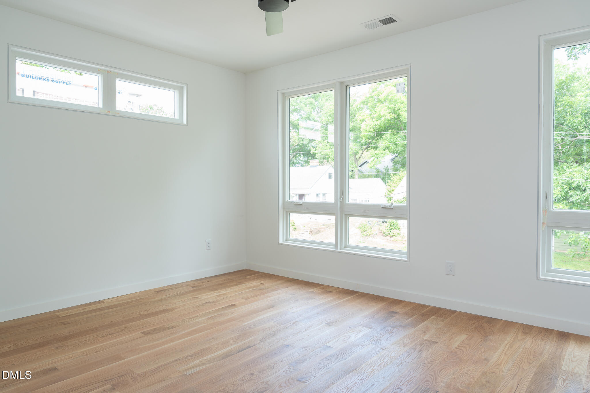 301.5 Bickett Boulevard Raleigh, NC 27608 - Photo 18 of 35