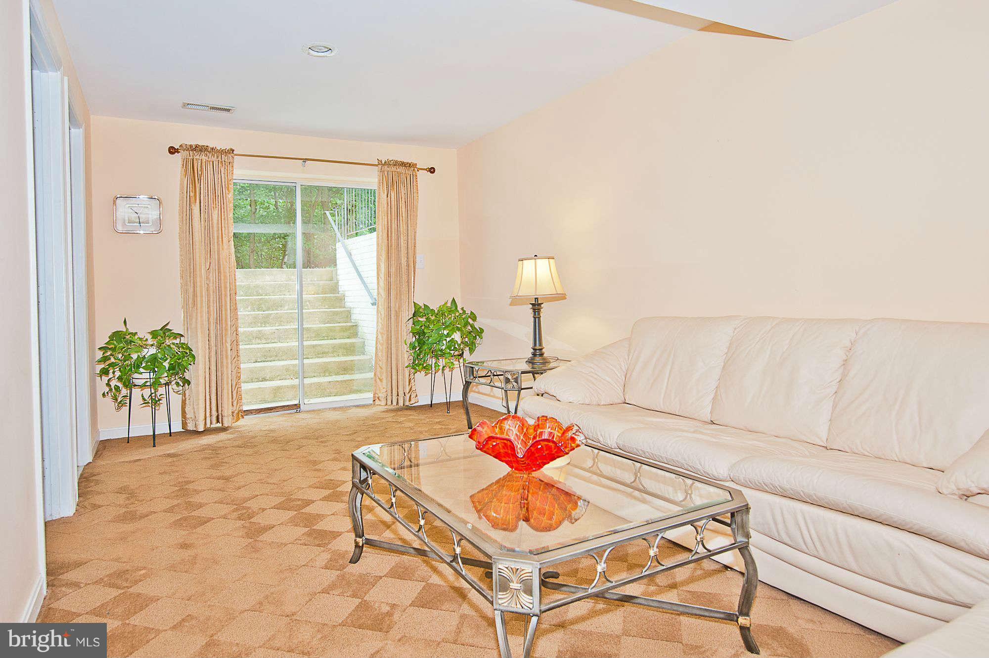 8542 Hooes Road Springfield, VA 22153 - Photo 23 of 30 Rec. Room