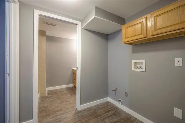 $210,000 | 9929 West 52nd Street, Merriam, KS 66203