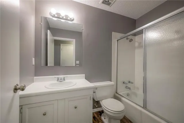 $210,000 | 9929 West 52nd Street, Merriam, KS 66203