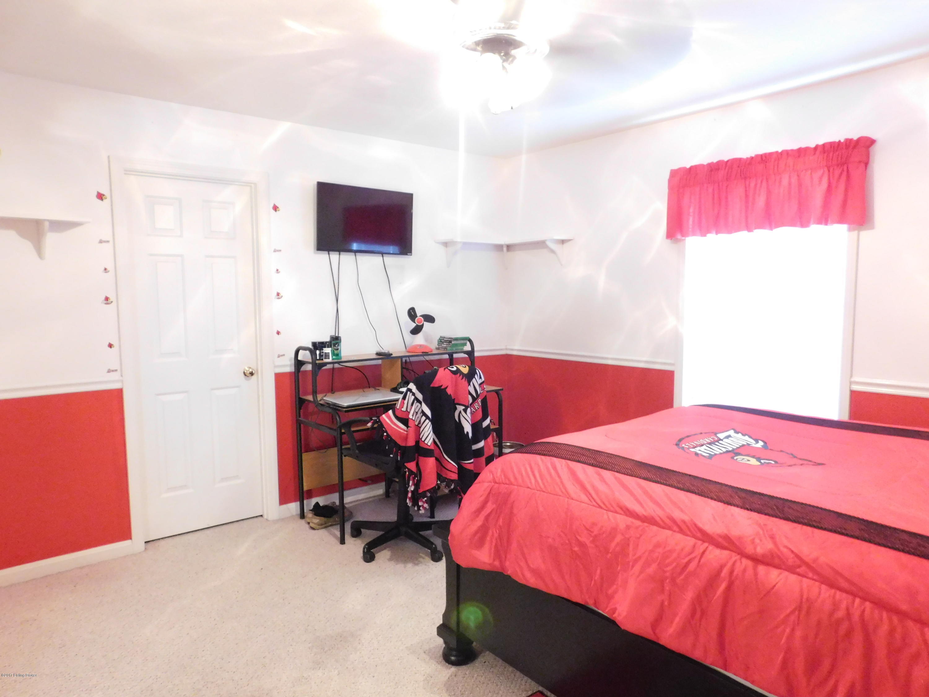 10113 Rimfire Road Louisville, KY 40291 - Photo 24 of 37 DSCN0528