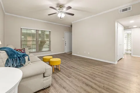 $196,000 | 4420 Harlanwood Drive, Unit 228, Fort Worth, TX 76109