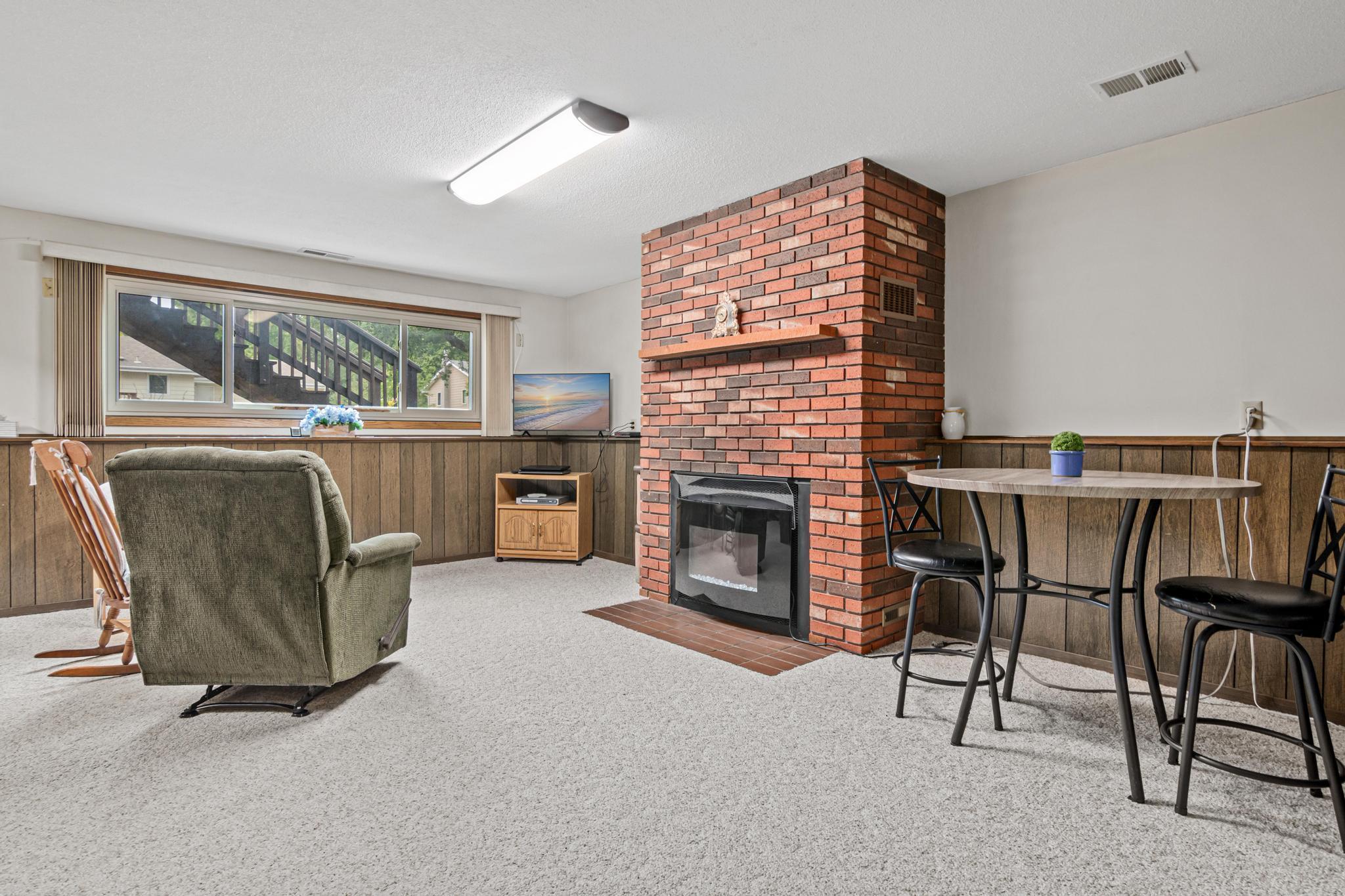 7840 Bona Road Mounds View, MN 55112 - Photo 23 of 38 Gallery Image 23