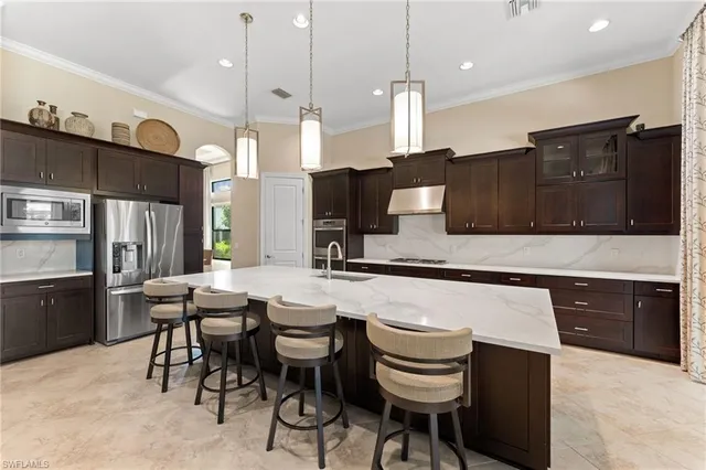 $2,150,000 | 8828 Savona Court, Naples, FL 34119