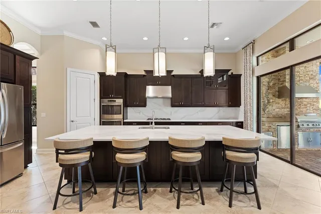 $2,150,000 | 8828 Savona Court, Naples, FL 34119