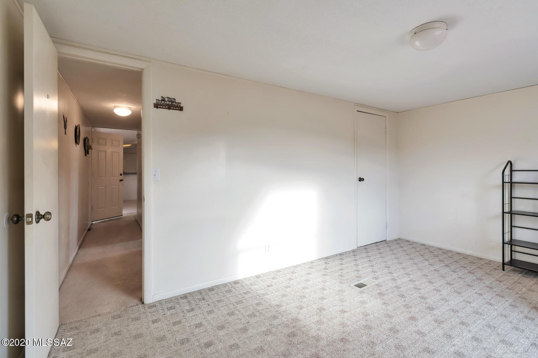 10392 West Massingale Road Tucson, AZ 85743 - Photo 21 of 24