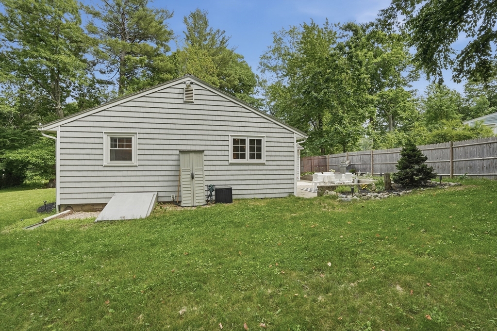 62 Putnam Road Holden, MA 01520 - Photo 29 of 32