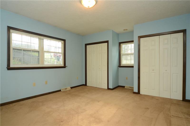 3104 Heights Road Aliquippa, PA 15001 - Photo 11 of 25 Main level master with double closets