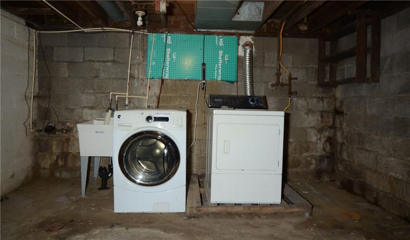 3104 Heights Road Aliquippa, PA 15001 - Photo 25 of 25 Huge unfinished basement