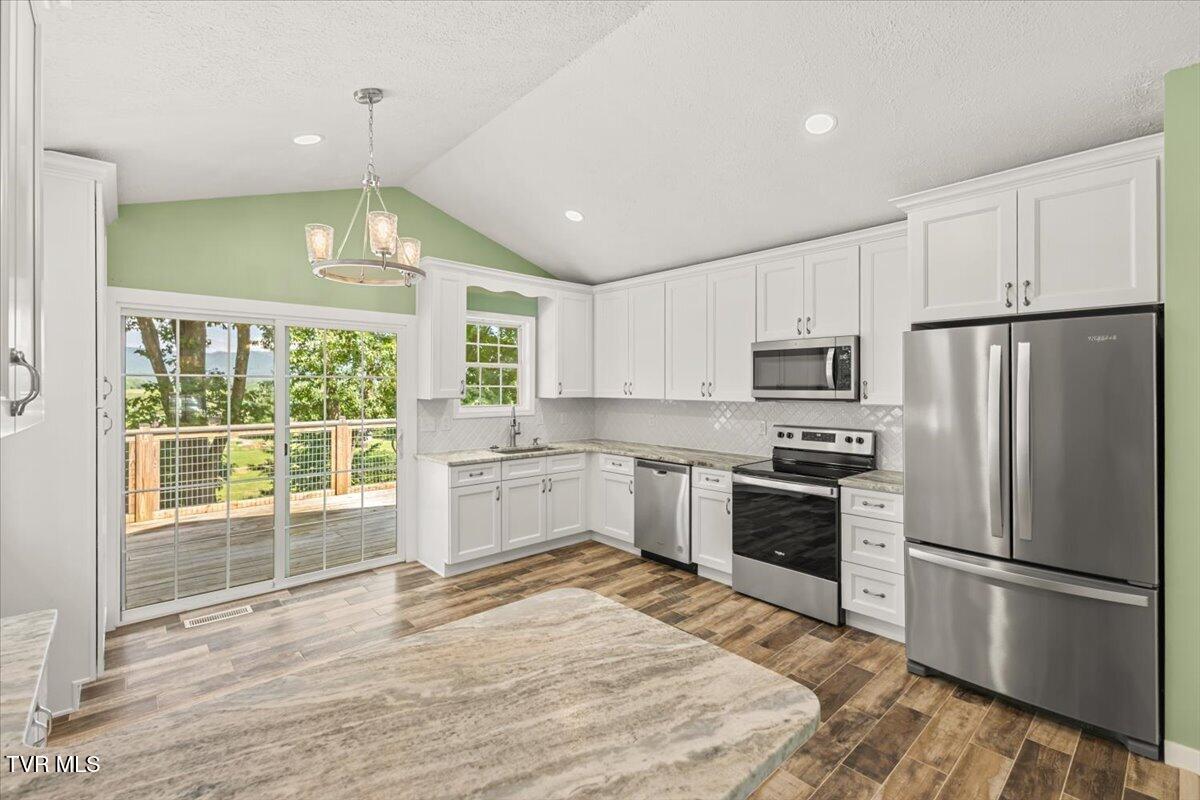 152 Cochran Road Jonesborough, TN 37659 - Photo 12 of 62 13-128A6898 (1)