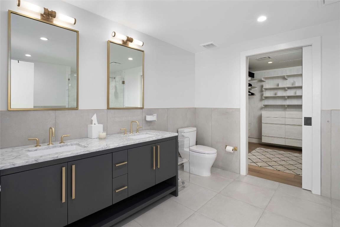 70 Rainey Street, Unit 1506 Austin, TX 78701 - Photo 13 of 33