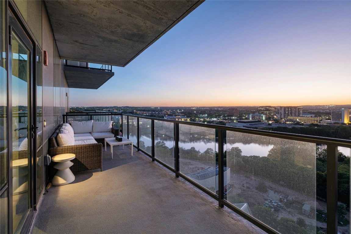 70 Rainey Street, Unit 1506 Austin, TX 78701 - Photo 21 of 33