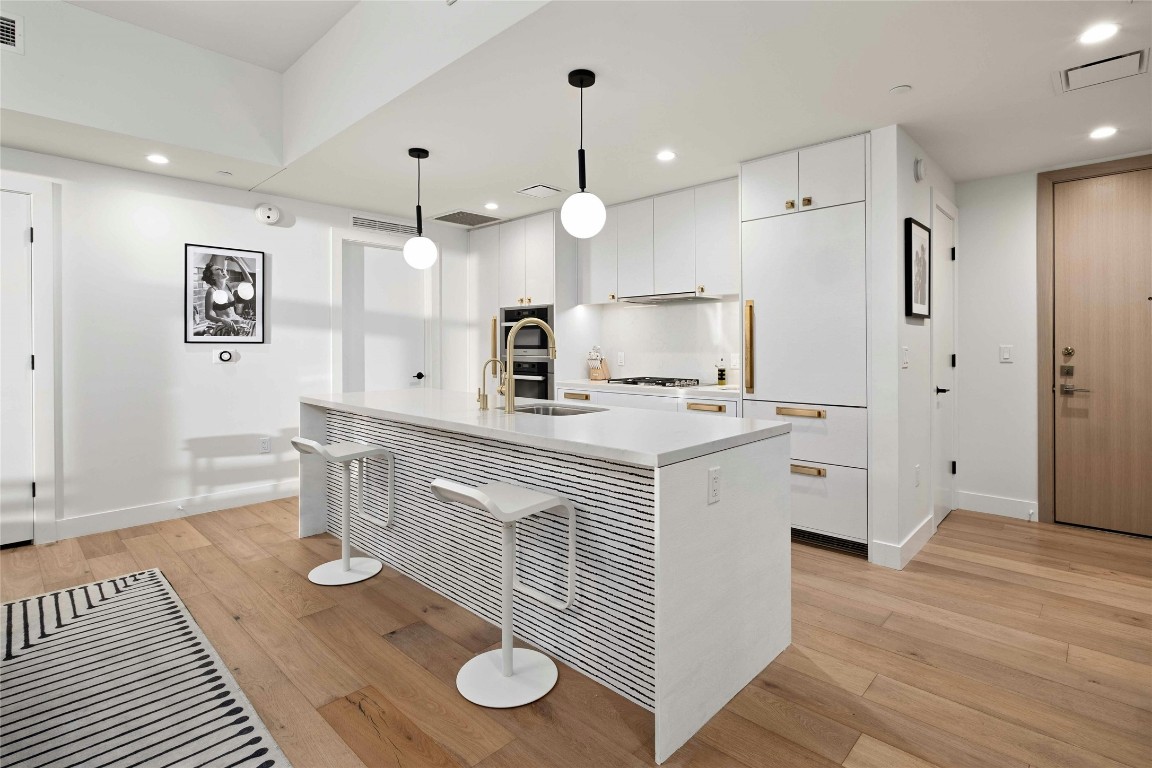 70 Rainey Street, Unit 1506 Austin, TX 78701 - Photo 5 of 33