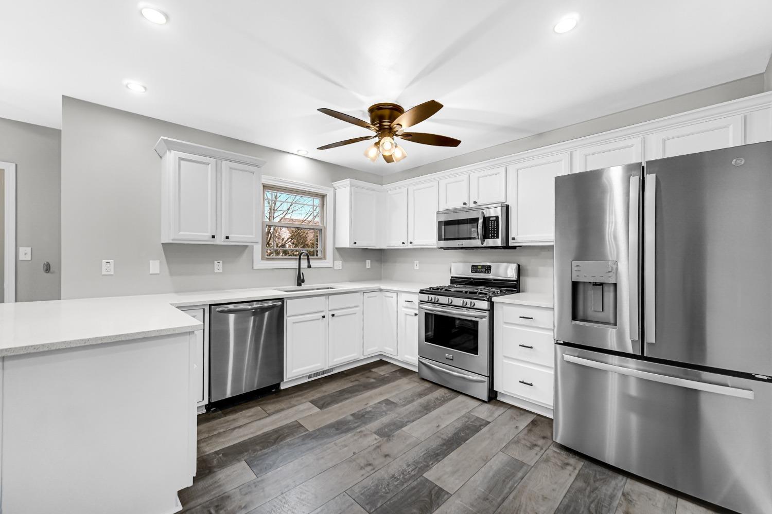 276 Spring Wood Court Porter, IN 46304 - Photo 9 of 24 1500x1000