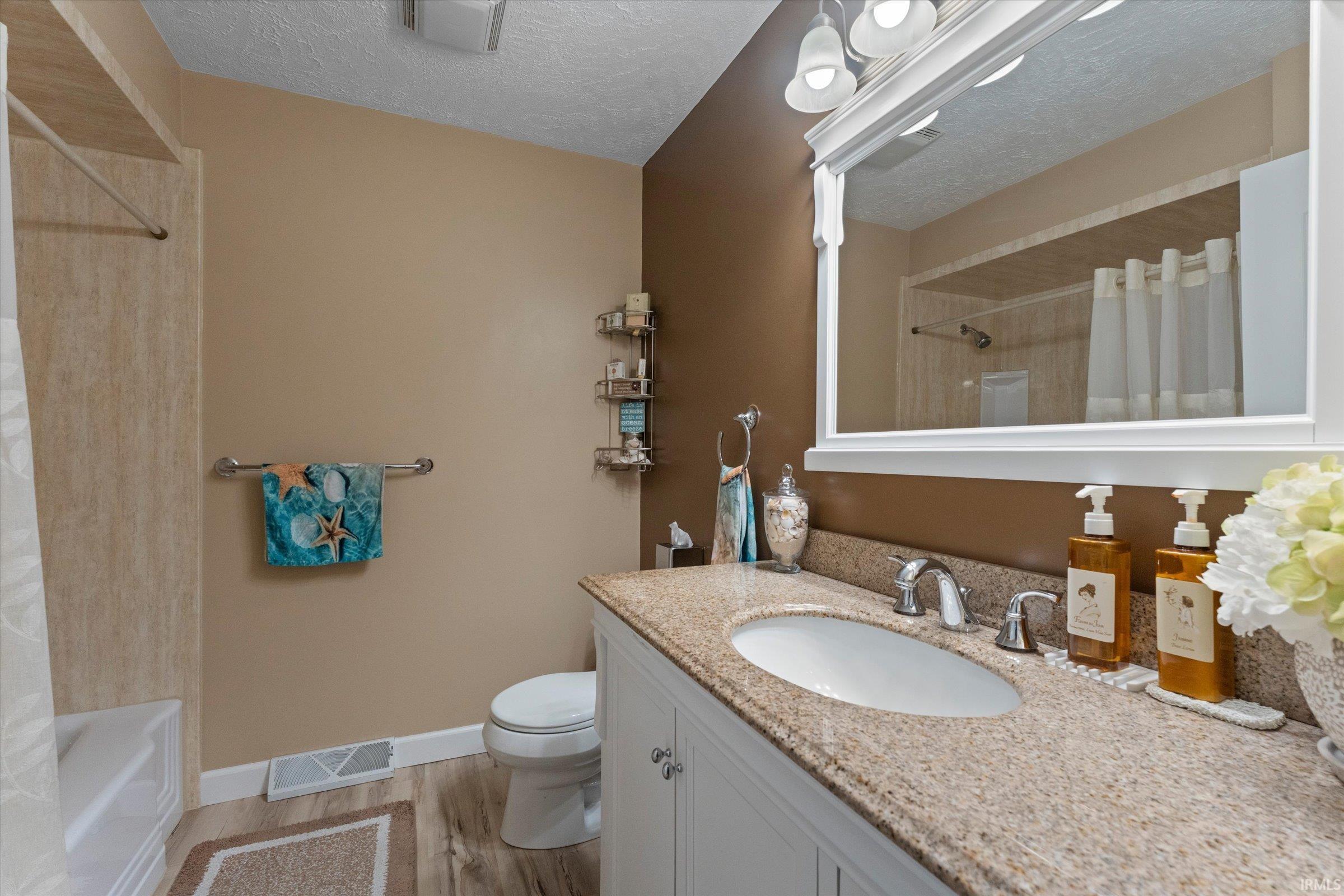 53097 Old Farm Road Elkhart, IN 46514 - Photo 20 of 47
