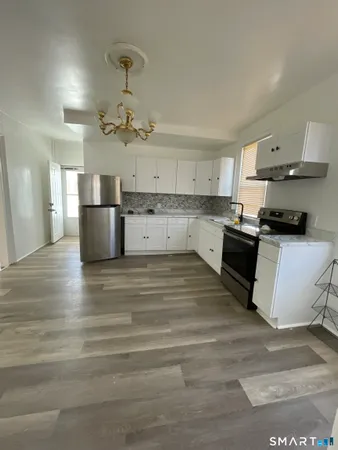 $1,800 | 69 West Liberty Street, Waterbury, CT 06706