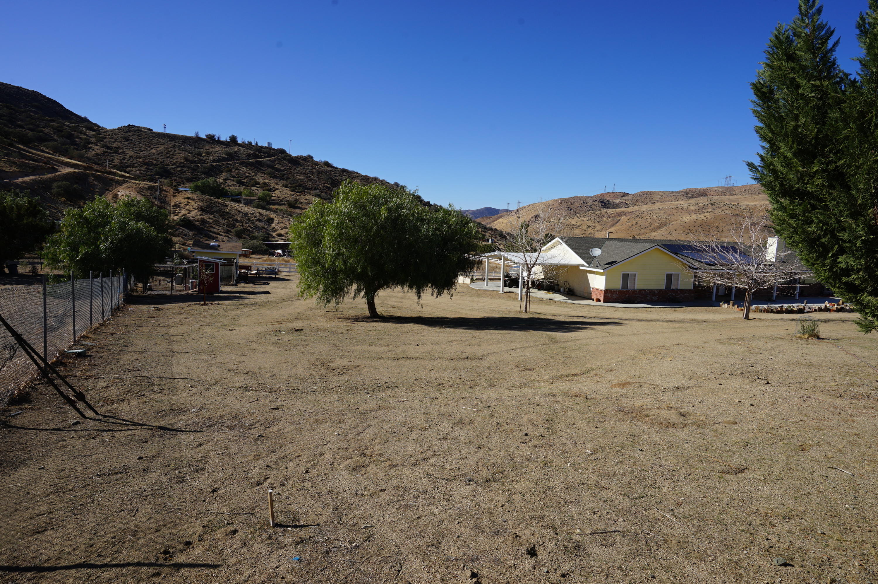 33319 Oracle Hill Road Palmdale, CA 93550 - Photo 7 of 60 DSC02619