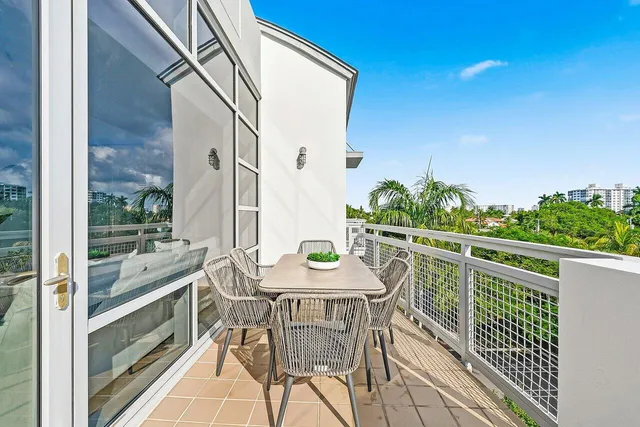 $1,199,000 | 365 Southeast 6th Avenue, Unit 403, Delray Beach, FL 33483