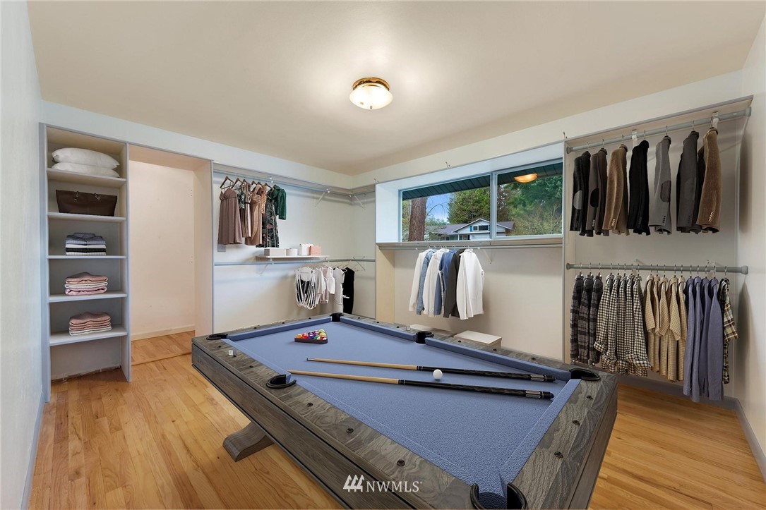 10602 231st Street Southwest Edmonds, WA 98020 - Photo 12 of 31 Gallery Image 12