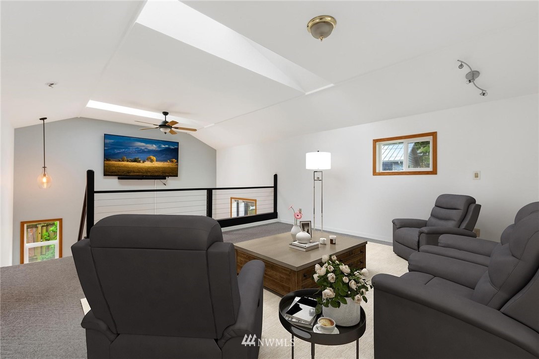 10602 231st Street Southwest Edmonds, WA 98020 - Photo 14 of 31 Gallery Image 14
