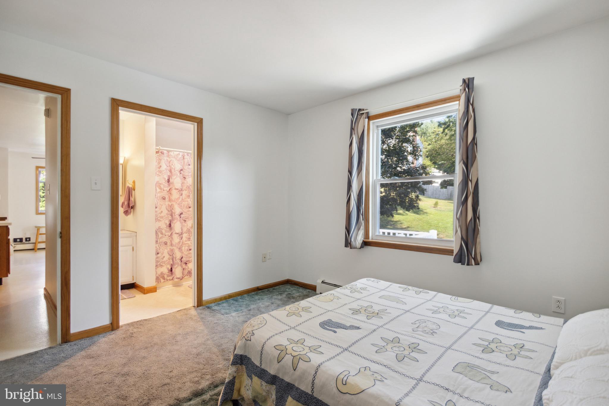 432 Uniontown Road Westminster, MD 21158 - Photo 16 of 51 Primary Bedroom w/ Private Bathroom