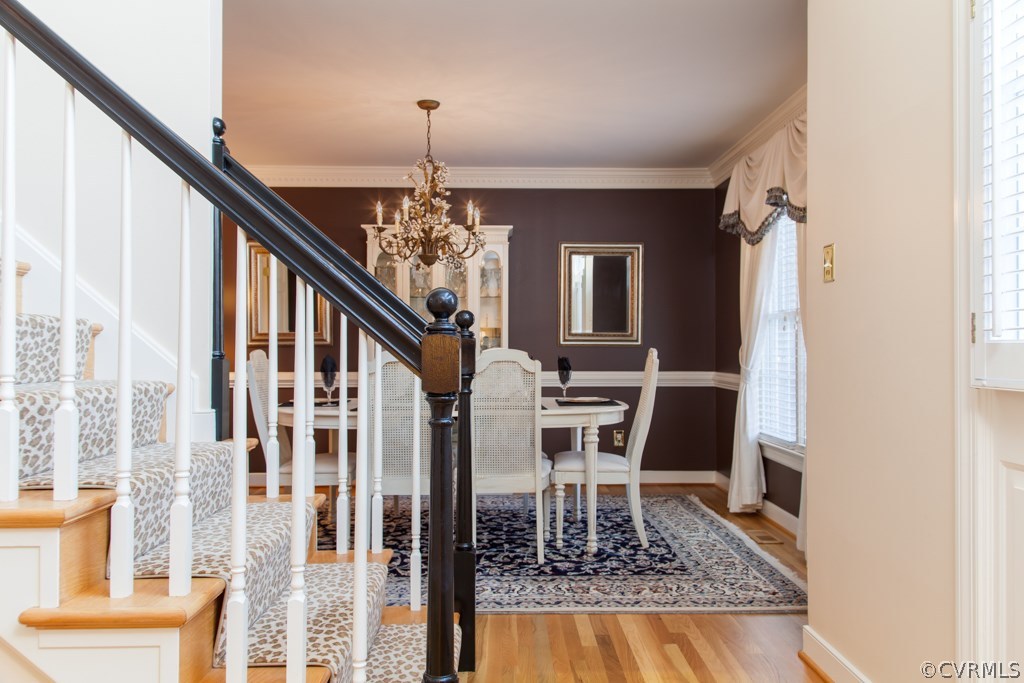 409 Hampton Ridge Court Richmond, VA 23229 - Photo 4 of 24 Gallery Image 4