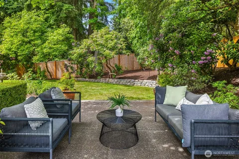 $2,998,000 | 8914 Southeast 56th Street, Mercer Island, WA 98040