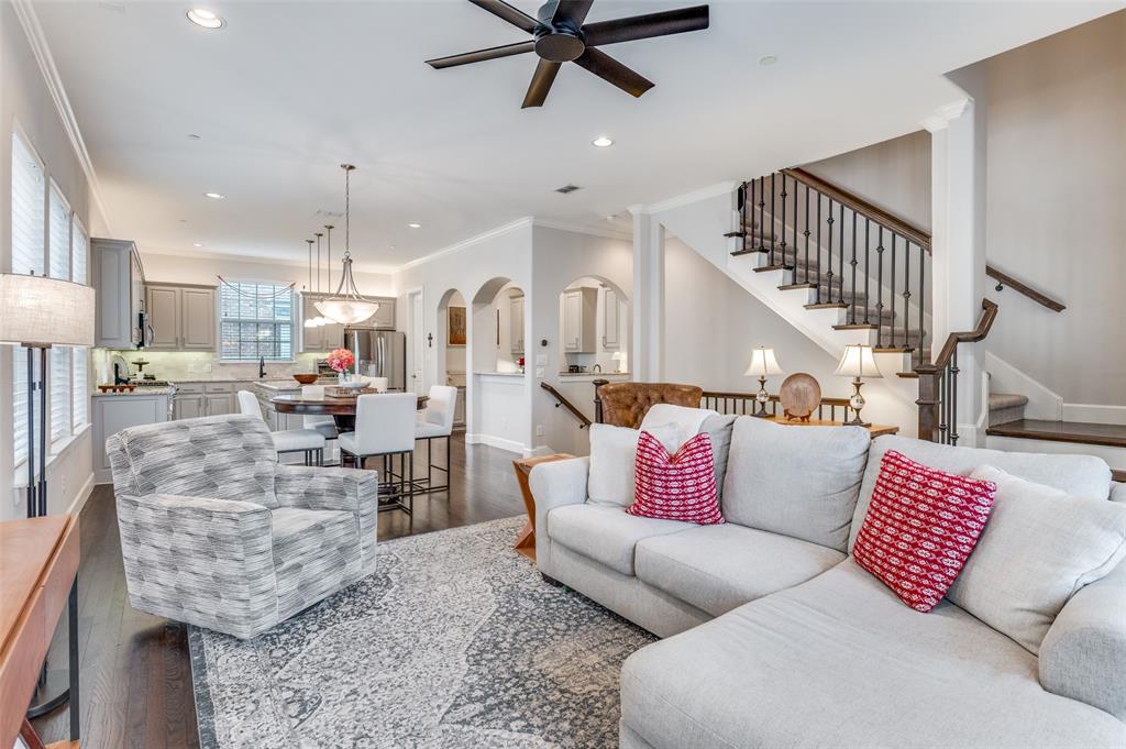 5038 Meridian Lane Addison, TX 75001 - Photo 11 of 26 Main floor