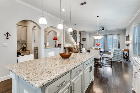 $600,000 | 5038 Meridian Lane, Addison, TX 75001