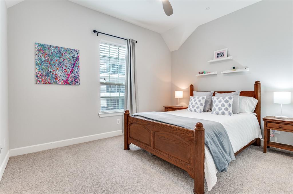 5038 Meridian Lane Addison, TX 75001 - Photo 24 of 26 3rd bedroom on 3rd floor