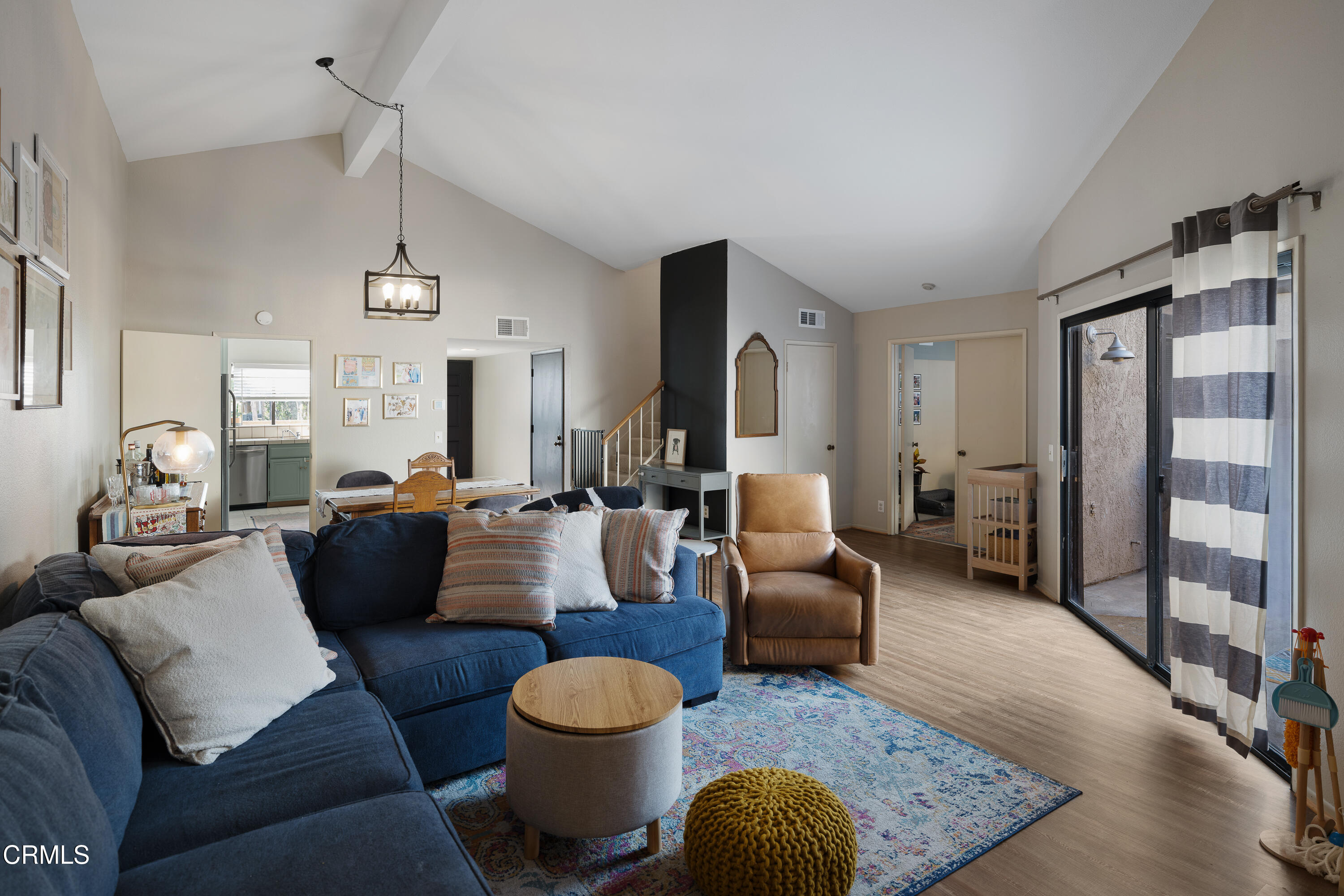 896 Swiss Trails Road Duarte, CA 91010 - Photo 8 of 33 a living room with furniture