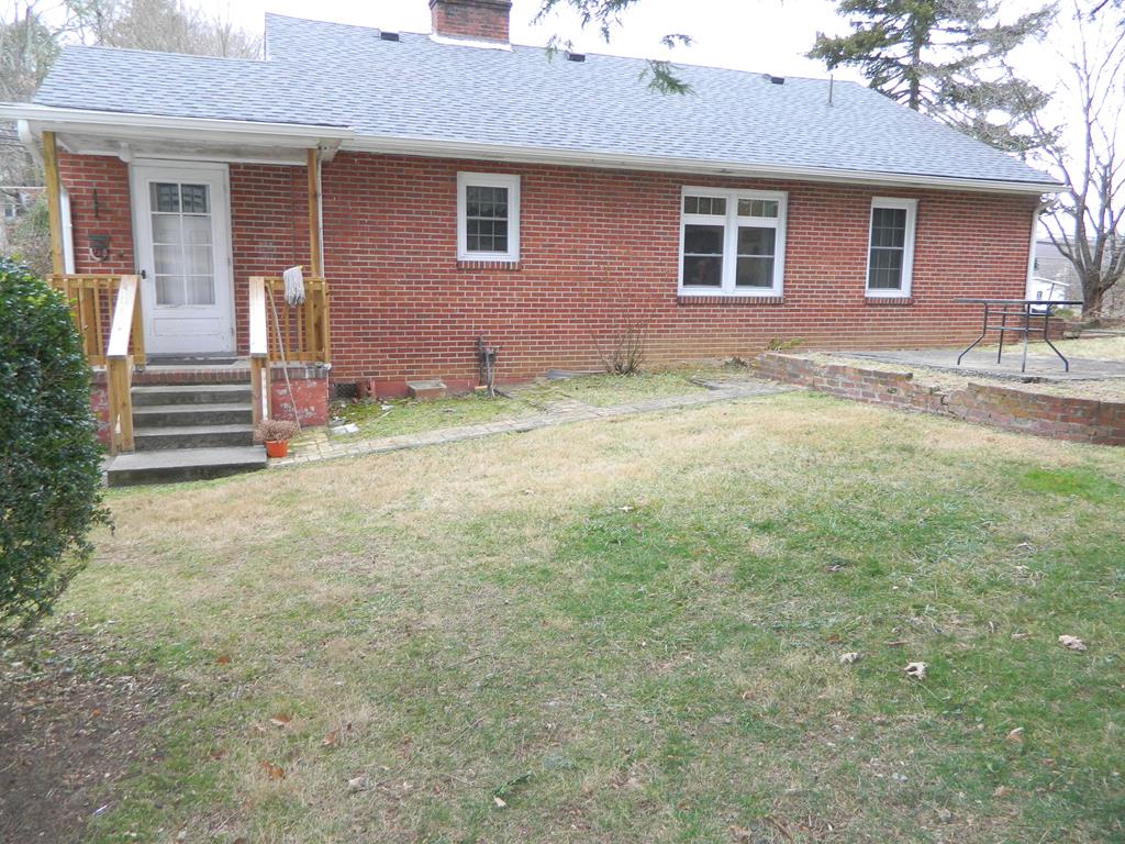 225 Maple Street Glade Spring, VA 24340 - Photo 63 of 66 Gallery Image 63