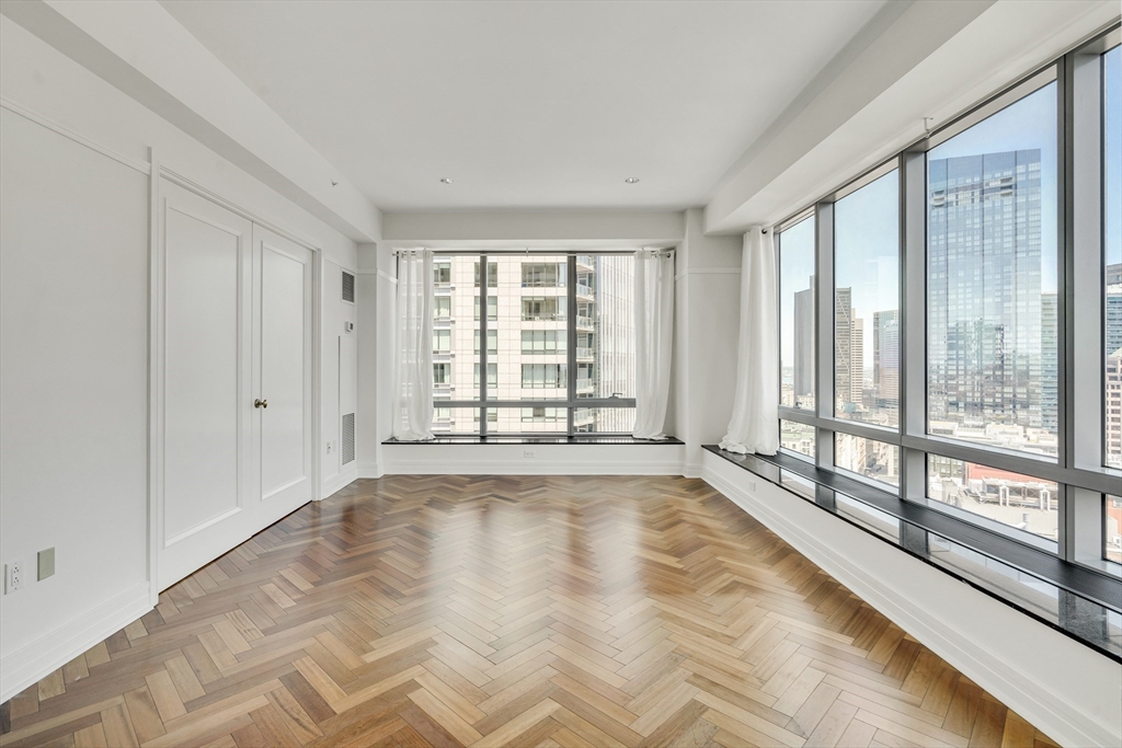 2 Avery Street, Unit 27G Boston, MA 02111 - Photo 4 of 28