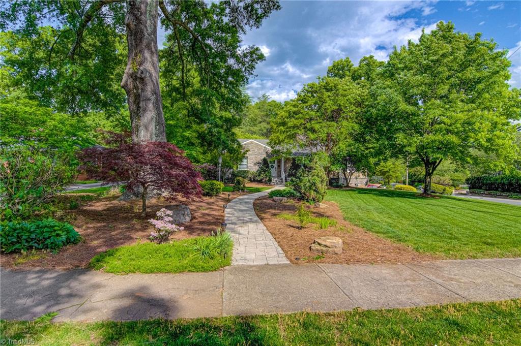 901 Arbor Road Winston-Salem, NC 27104 - Photo 3 of 47 Gallery Image 3